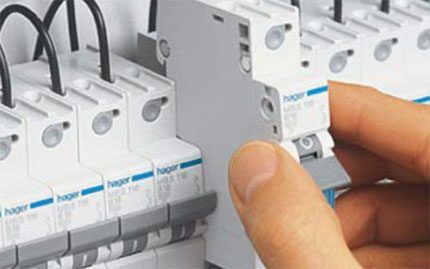 Installation of automatic switches
