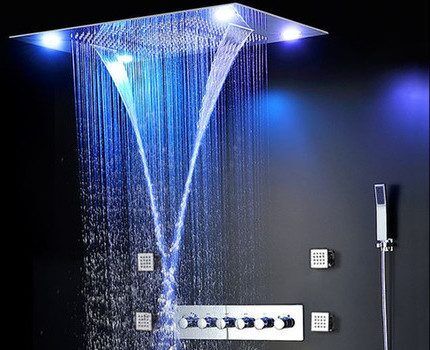 Modern shower with thermostatic mixer