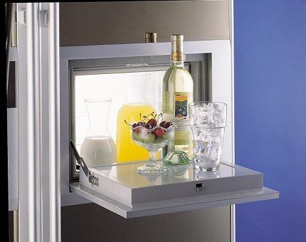 FRS-T20 FAM con dispenser e produttore di ghiaccio