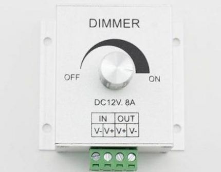 Dimmer rotativ cu buton