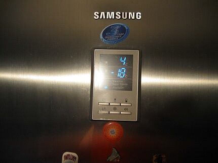 Electronic control option for a Samsung refrigerator