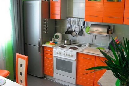 Double chamber refrigerator