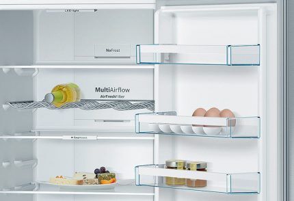 Refrigerator with No Frost function