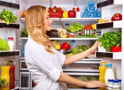 Bosch refrigerator with food