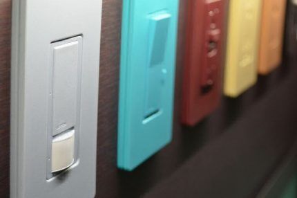 Mô hình công tắc Lutron