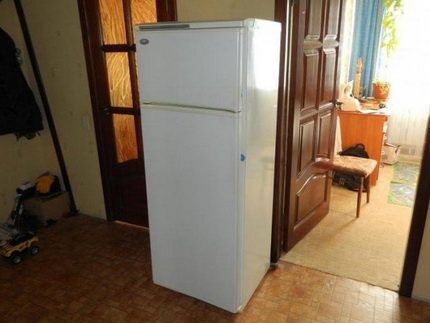 Refrigerator with the Minsk logo in a standard apartment 