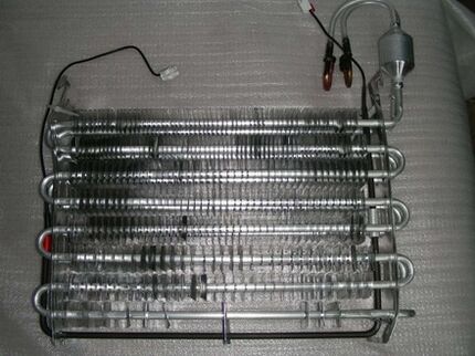 Evaporator ng compression device