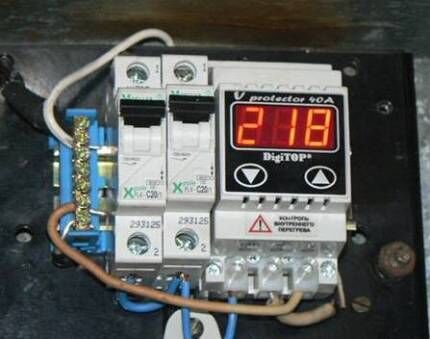Appearance of the voltage relay