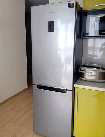 Cooling system in a Samsung refrigerator