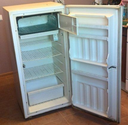 Photo of refrigerator for sale