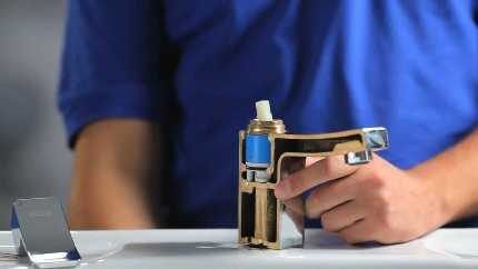Replacing the faucet cartridge