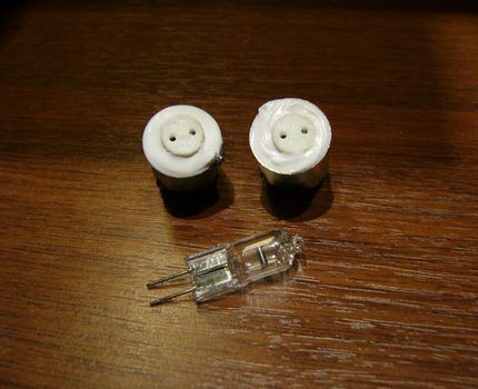 Miniature halogen lamps