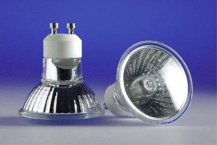 Halogen lamps with reflector