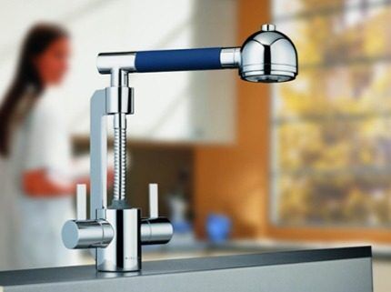 Touch kitchen faucet