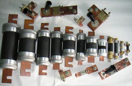 Fuses for networks 220