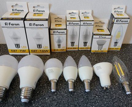 LED lamps with a wound base
