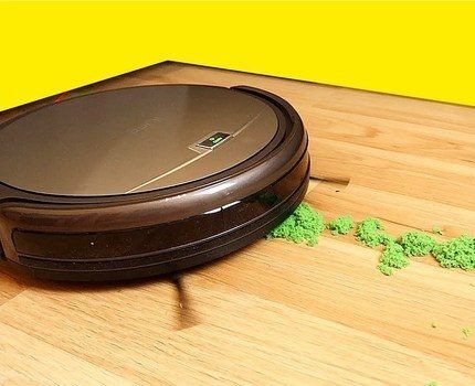 Robot vacuum cleaner for dry cleaning