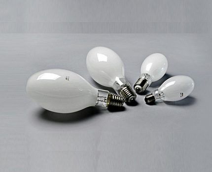 Classic mercury-type DRL lamps