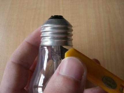 Compartiment pour ampoule de lampe à incandescence