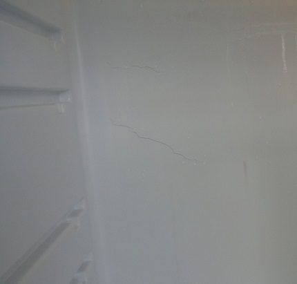 Cracks inside the refrigerator compartment