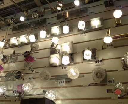 Halogen lamps in a store