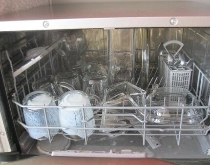 Glassware in the dishwasher tank