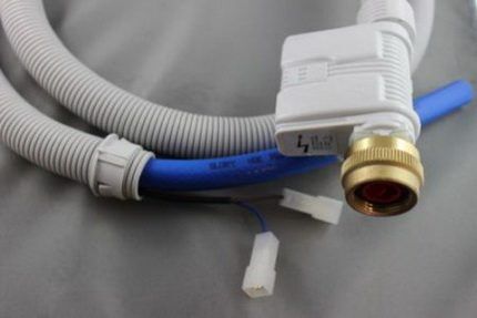 Hose with leakage protection
