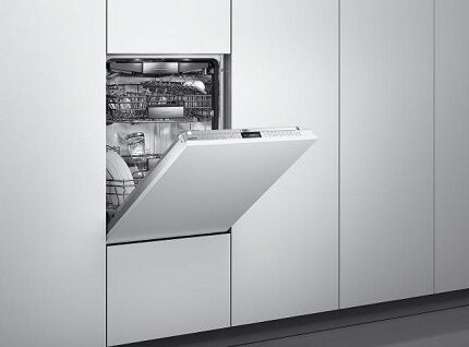 Built-in dishwasher