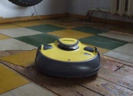 Pagbabawal para sa pagpapatakbo ng mga robotic vacuum cleaner ng tatak ng Karcher