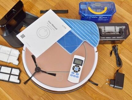 Review of the iLife v7s robot vacuum cleaner: a budget and quite functional assistant