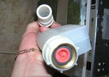 Dishwasher inlet valve