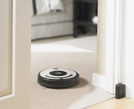 Robotic cleaners require owners' attention