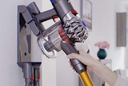 Dyson docking station