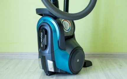 Naka-sako na vacuum cleaner