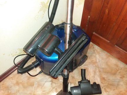 LG vacuum cleaner with attachments
