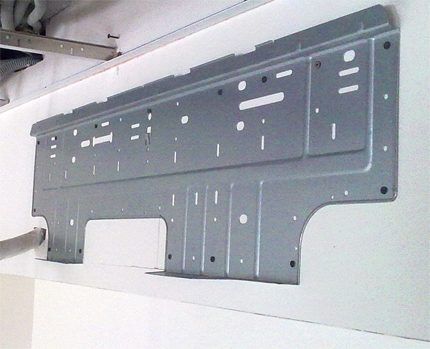 Panloob na unit mounting panel