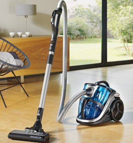 Aspirateur Roventa à l'intérieur