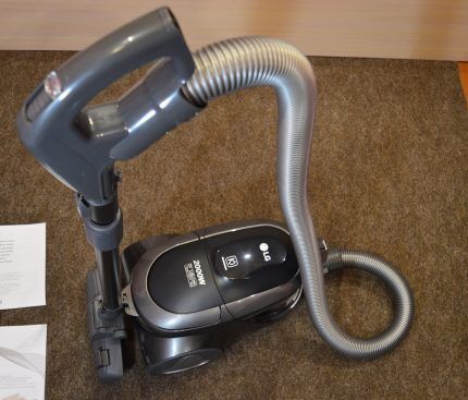 LG2000w vacuum cleaner control handle