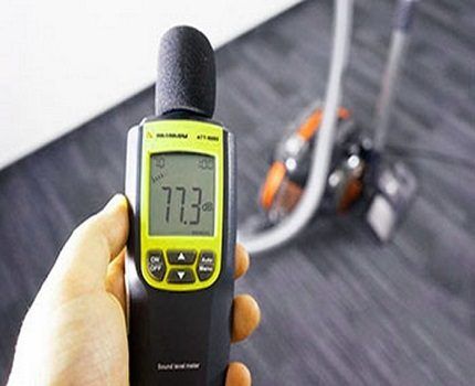 Measuring the noise of a vacuum cleaner