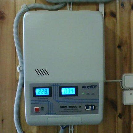 Electronic voltage stabilizer