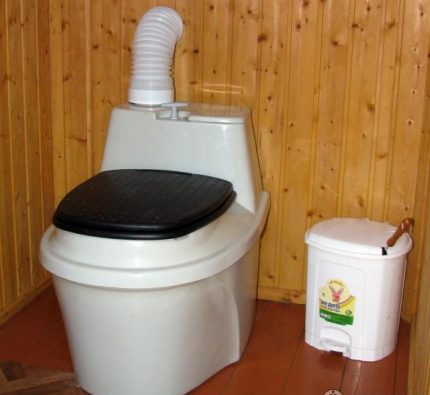 Suché WC Compact-Eco