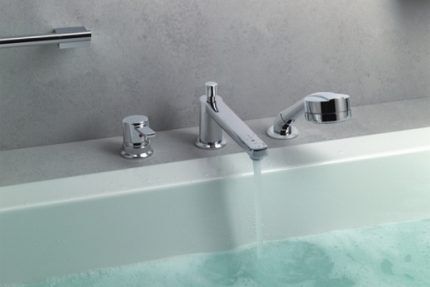 Single Handle Bath Faucet