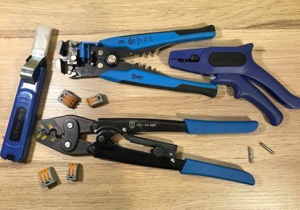 Electrician's tools