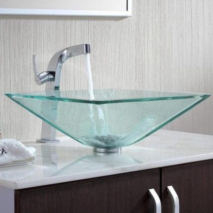 Maaliwalas na glass countertop washbasin