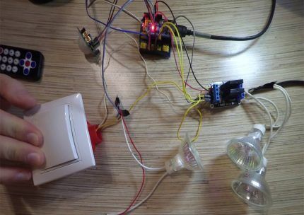 Lighting assembly based on Arduino