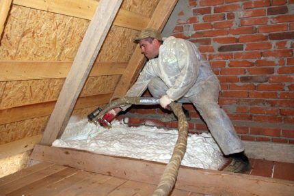 Spray insulation