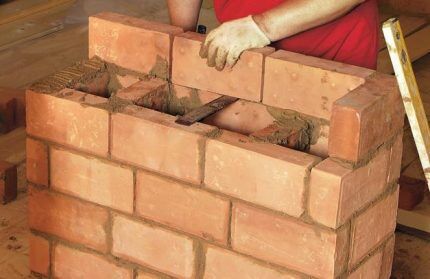 Laying bricks on edge