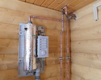 wall-mounted gas boiler