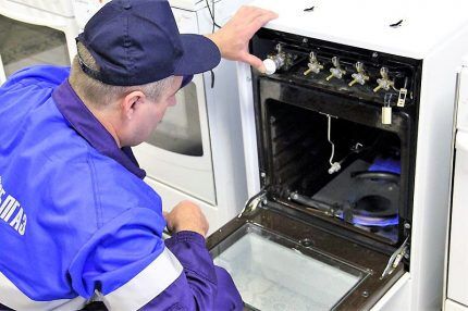 Gas oven testing