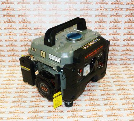 Gasoline generator na may four-stroke engine